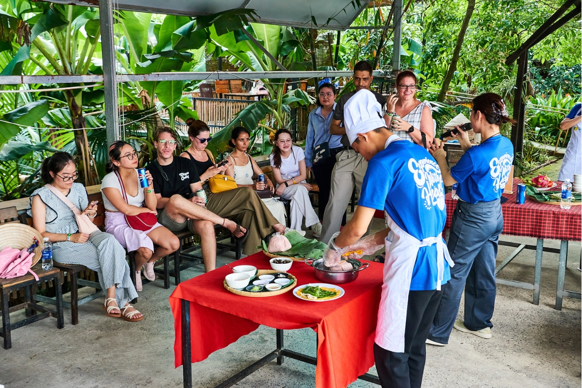 Cooking Team Building Vietnam: 7 Formats That Bond Why does cooking work so well for team building?