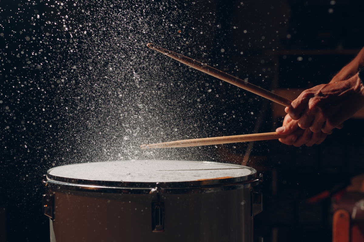 Drumming Team Building: One Rhythm, One Team What is drumming team building?