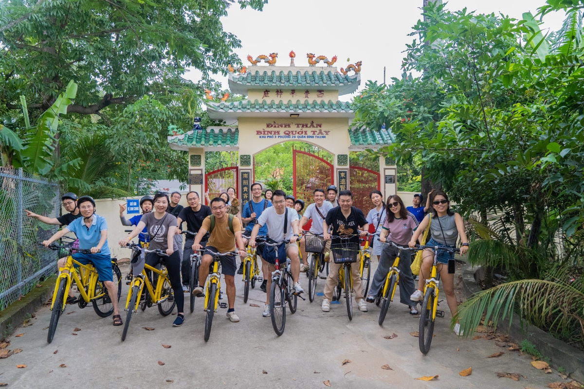 Indoor vs Outdoor Team Building in Vietnam: How to Choose for Your Group When Outdoor Team Building Is the Right Call
