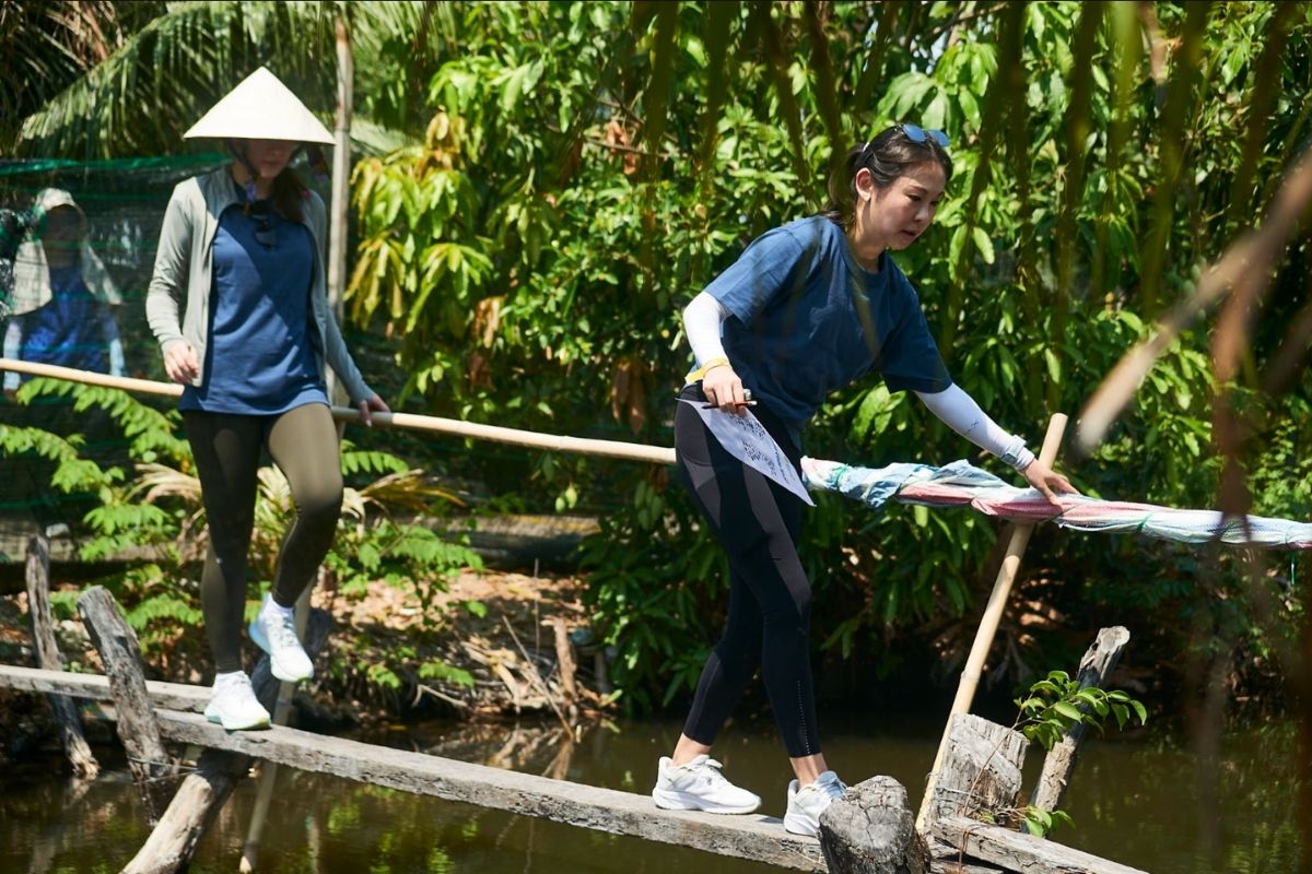Corporate Survivor: The Outwit-Outplay Challenge challenges make up a survivor day — survivor team building game