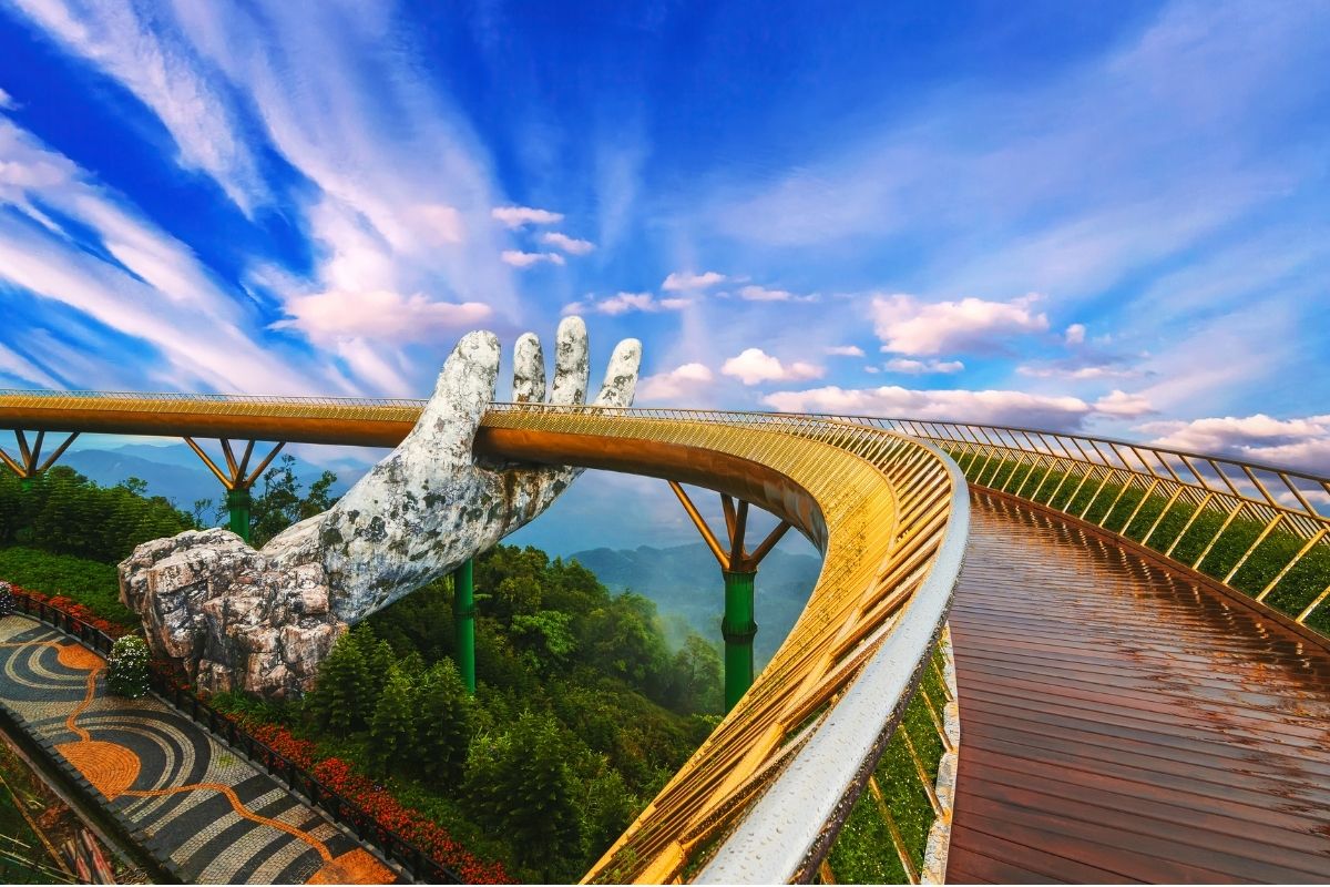 da nang scenery, an ideal choice for a company trip
