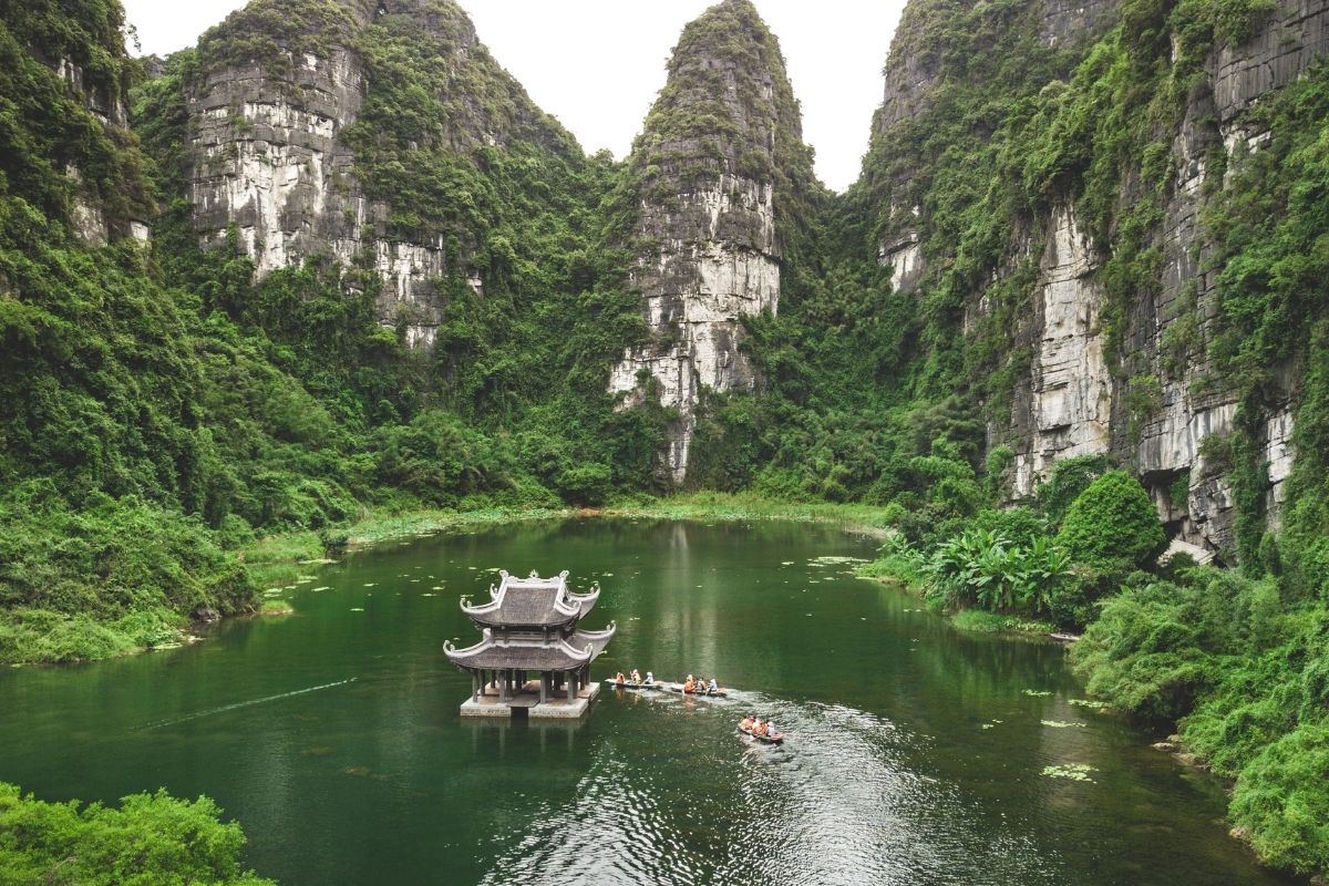 Corporate Retreats in Ninh Binh: Vietnam's Hidden MICE Gem ninh binh scenery, an ideal choice for a corporate retreat