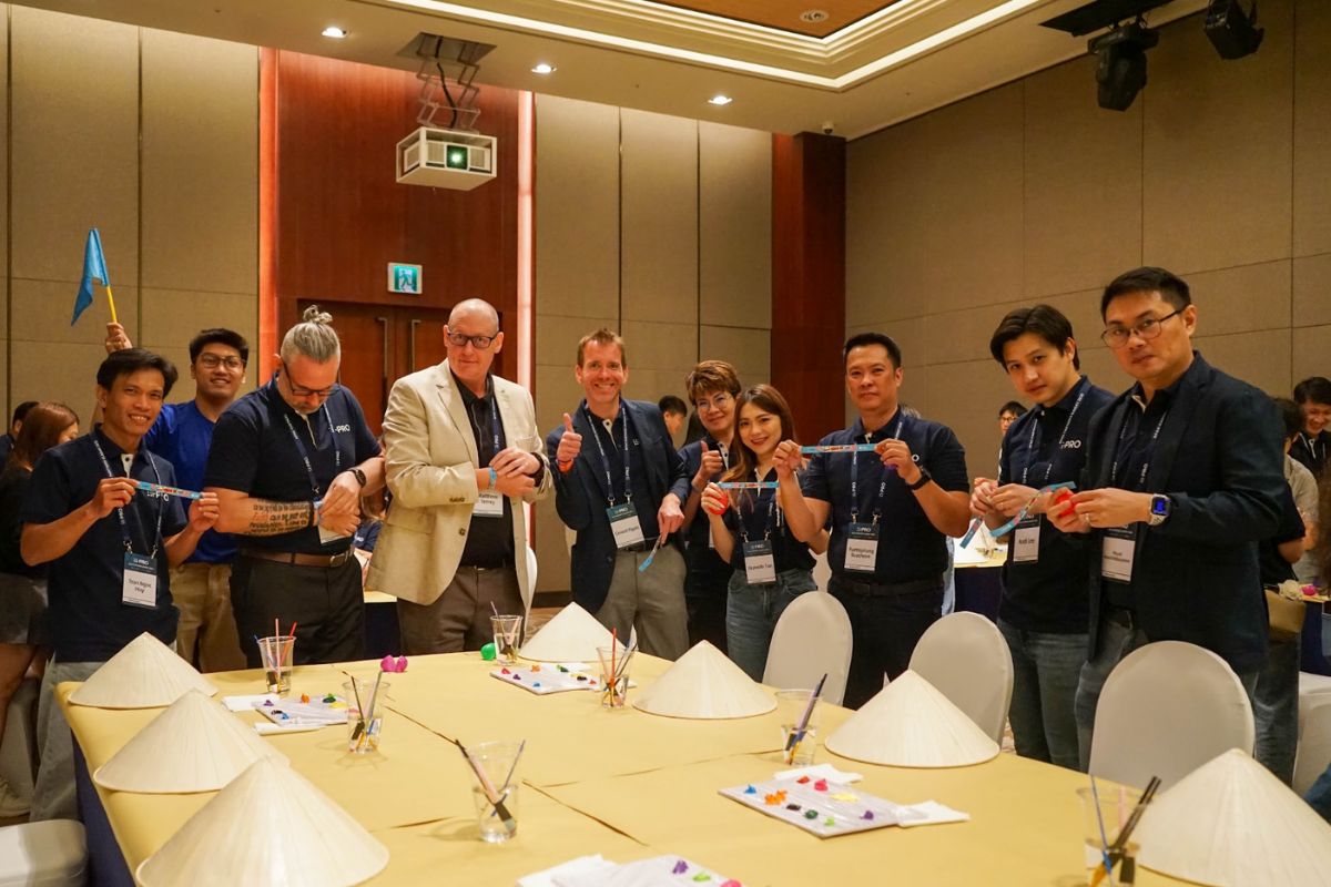 12 Year-End Party Themes Staff Actually Enjoy what makes a theme work