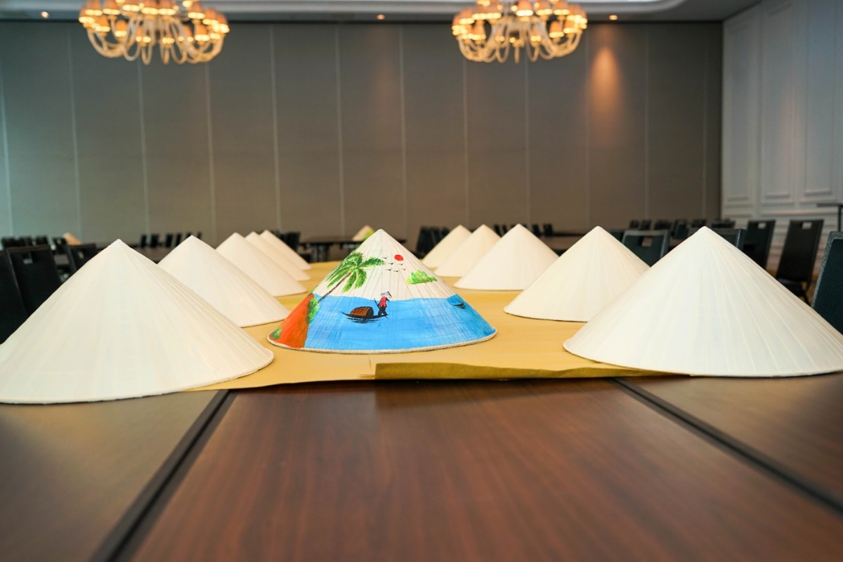 Event Branding & Signage for Corporate Events what should you actually produce